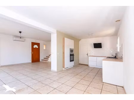 vente maison 4 pièces 94 m² à meze (34140)  360 000 €
