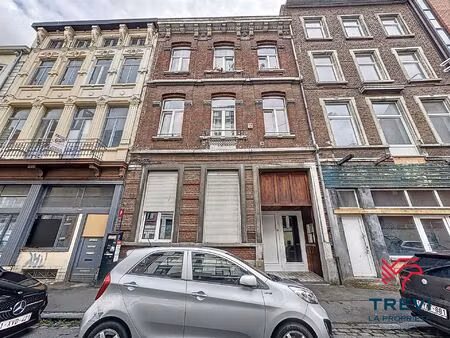 commercieel te koop in charleroi met 7 slaapkamers