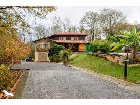 vente maison 6 pièces 200 m² montfort-en-chalosse (40380)