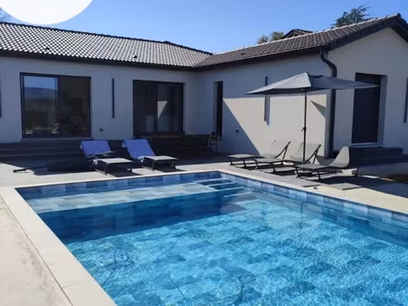 vente villa 4 pièces 111 m² à saint-etienne-du-bois (01370)  439 000 €