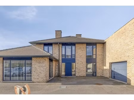 commercieel te koop in aartrijke