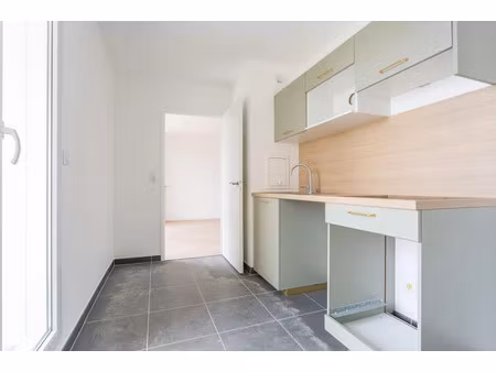 location appartement 1 pièce 36 m² à wissous (91320)  973 €