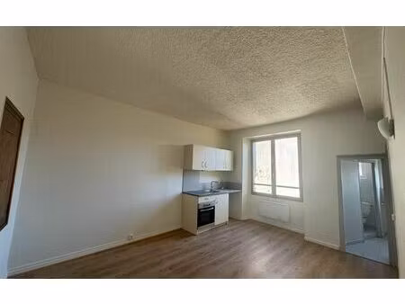 location appartement  40 m² t-2 à saint-marcellin  475 €