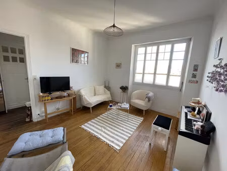 vente appartement 2 pièces 41 m² lourdes (65100)