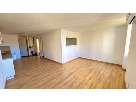 vente appartement 2 pièces 42 m² à carnoules (83660)  120 000 €