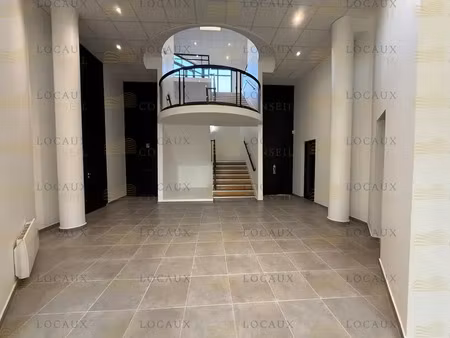 a louer - local d'activité 1 240 m² - cergy