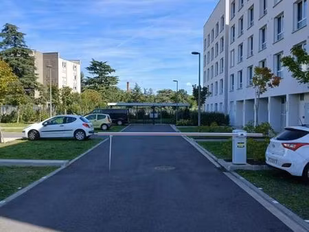 parking 12 m² toulouse