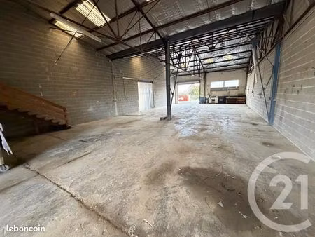 maison 2 pièces 250 m²