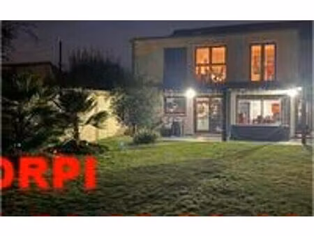 maison oissel 174 m² t-5 à vendre  284 000 €