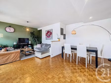 vente appartement 5 pièces 107.4 m² à vals-près-le-puy (43750)  210 000 €