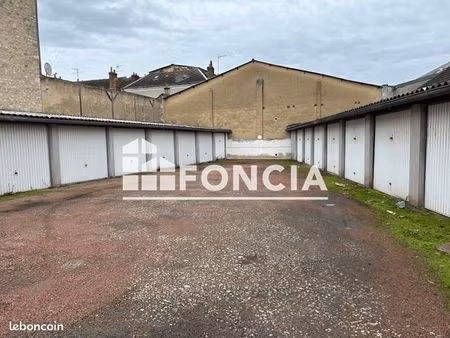 parking 10 m² montargis