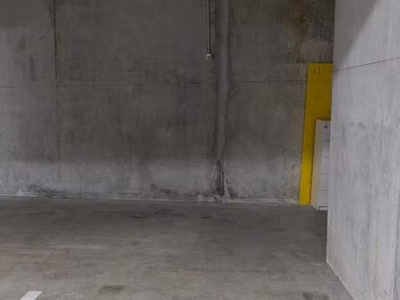 parking sous sol neydens