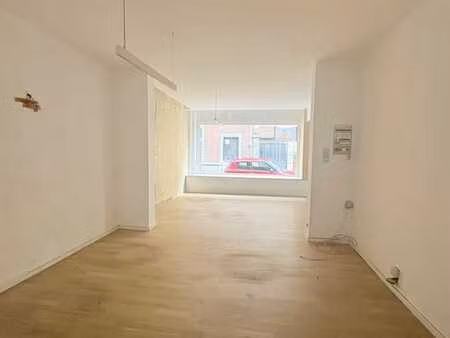 surface commerciale à louer – quartier avroy