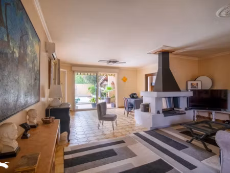 vente appartement 5 pièces 129 m² à castelginest (31780)  305 000 €