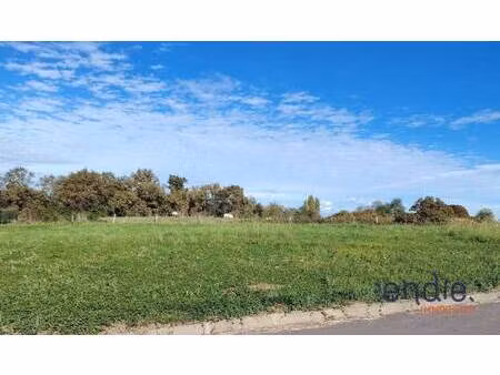 terrain constructible à vendre