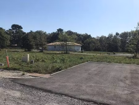 terrain constructible viabilisé à vendre