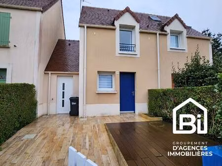 location maison à courseulles-sur-mer (14470) : à louer / 39m² courseulles-sur-mer