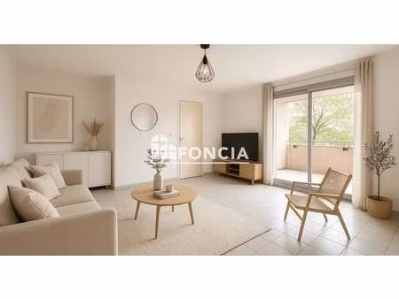 agréable 2 pièces de 48m2 avec terrasse dans résidence sécurisée