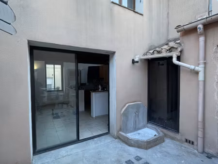 p4 centre ville avec 2 terrasses