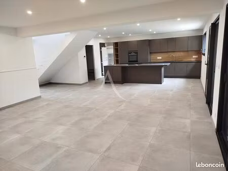 maison 6 pièces 169 m²