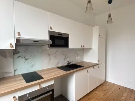 t2 grande terrasse hyper centre chalonnes sur loire