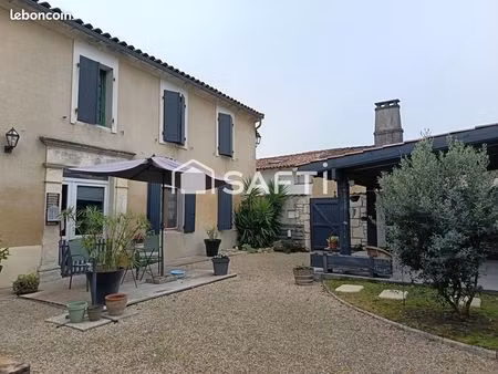 propriété 5 pièces 170 m²
