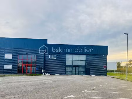 local d'activités de 554 m² à elbeuf
