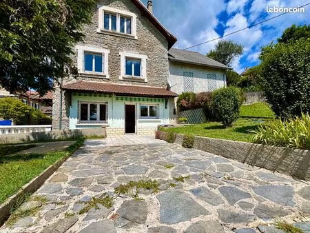 propriété 4 pièces 88 m²