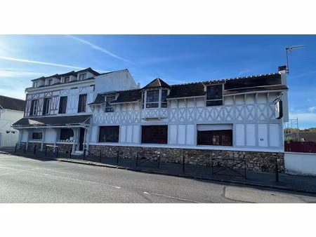 vente locaux professionnels 550 m² à emerainville (77184)  890 000 €