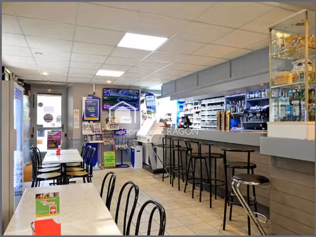 vente bureaux et commerces à saint-m'hervé (35500) : à vendre / 165m² saint-m'hervé