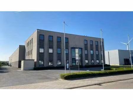 étage de bureau aménagé à louer près de la n47 à lokeren
