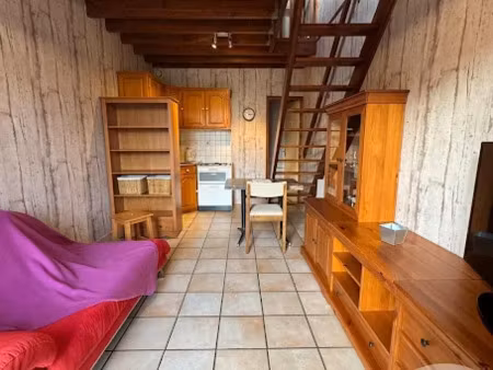 location meublée appartement 2 pièces 23.18 m² à bréval (78980)  650 €