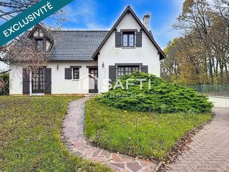 charmante maison familiale de 5 chambres avec sous-sol complet