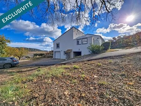 villa contemporaine rénovée avec piscine – calme absolu et vue dégagée