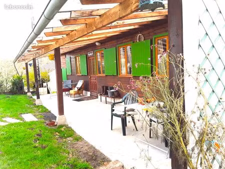 maison individuelle plain pied 93m² + grange 150m² + terrain 2500m²