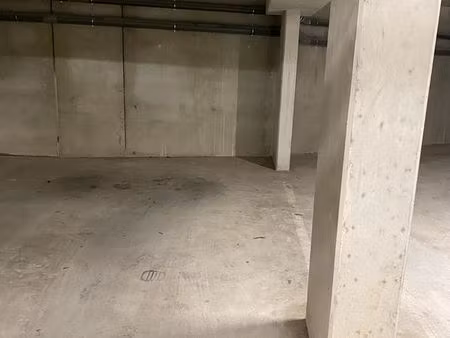 garage place parking