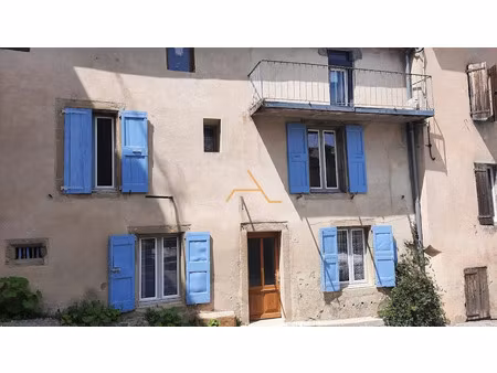 location meublée maison 5 pièces 91 m² à bourdeaux (26460)  650 €