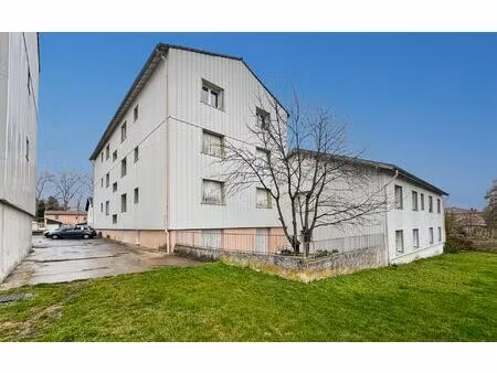 immeuble saint-uze 560 m² t-22 à vendre  368 500 €