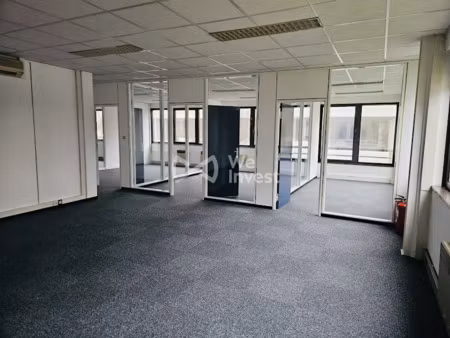 location locaux professionnels 142 m² à strasbourg (67000)  1 300 €
