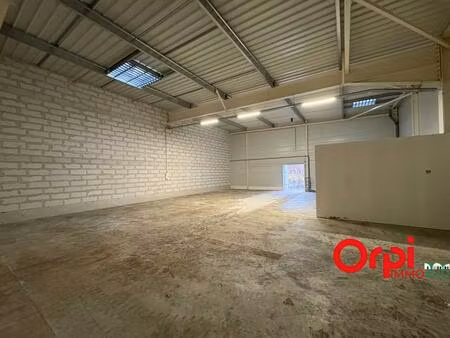 a louer - local de stockage de 220m² - ailly-sur-noye (80250)
