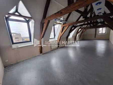 saint-omer - bureau de 56 78m²