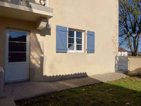 habitation t4 rénovée avec cour