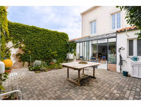 maison de pays entièrement rénovée vue mer