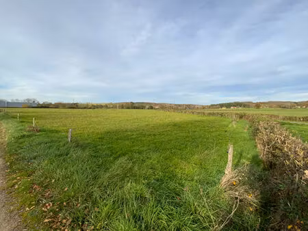 saint-agnan - terrain constructible viabilisé de 1343 m² .