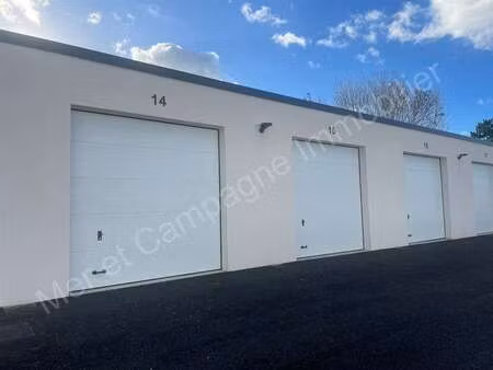 location garage box et parking à bretignolles-sur-mer (85470) : à louer / 41m² bretignolle