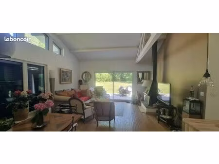 maison dans domaine privé