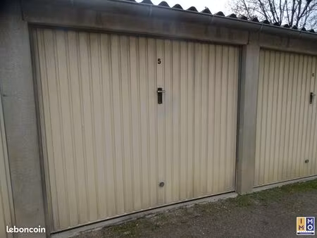 parking/box 15 m² saint-florent-sur-cher