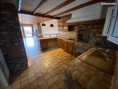 appartement 4 pièces 100 m2 avec terrasse 40m2