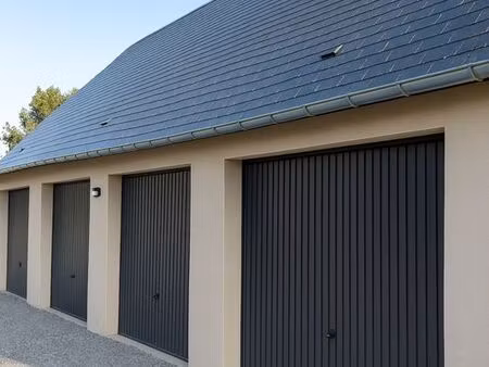 a louer - garage / box - 15 m² - troarn