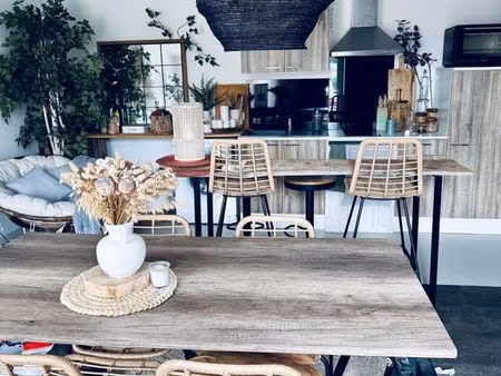 maison 3 pièces 770 m²